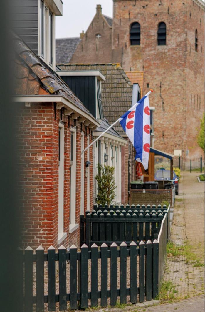 Gezellig En Knus Huisje Vlakbij Het Wad Holwerd Bagian luar foto