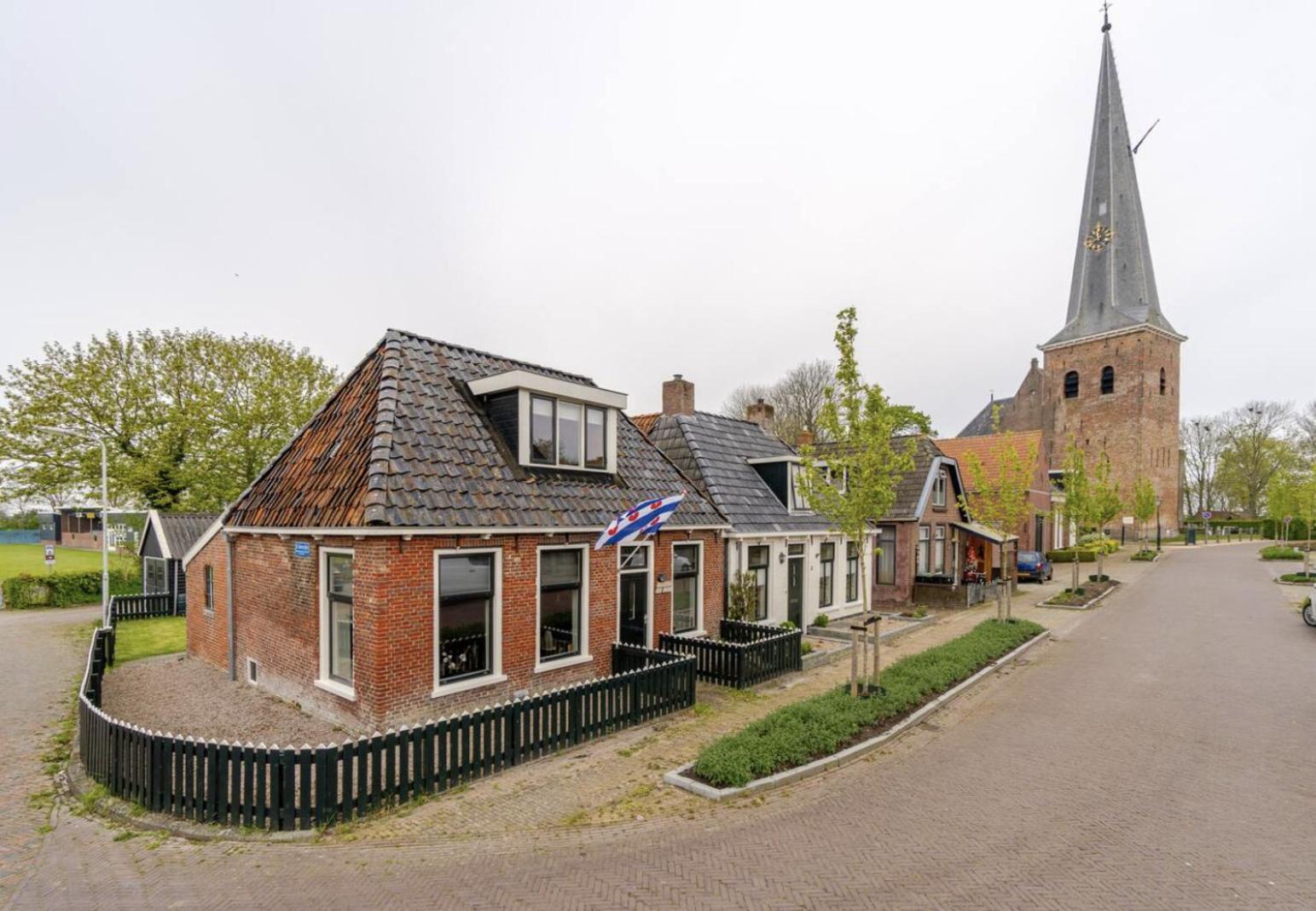 Gezellig En Knus Huisje Vlakbij Het Wad Holwerd Bagian luar foto
